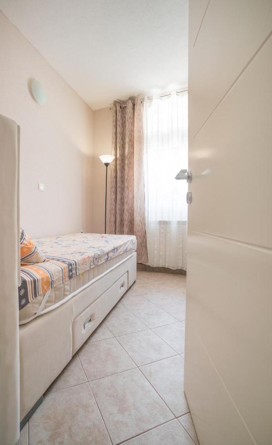 Boka Bay Apartamento Kotor Exterior foto